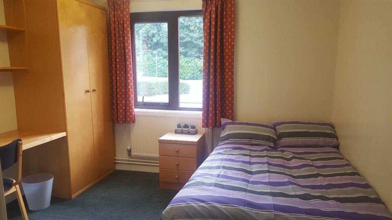 Oxley Hall-Campus Residence Leeds  Dış mekan fotoğraf